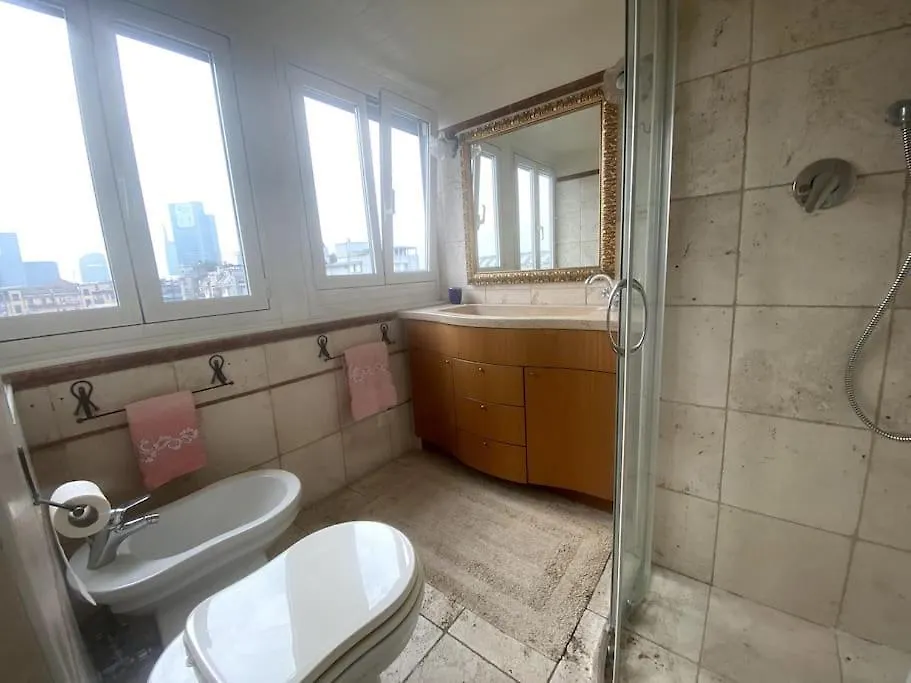 Apartment Penthouse In The Sky With 30 Sqm Terrace Milan Central Station